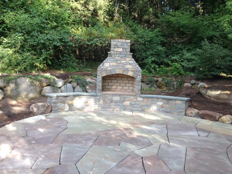 Outdoor-Fireplace-Contractor-Kit-Pete-Proulx-benches-2