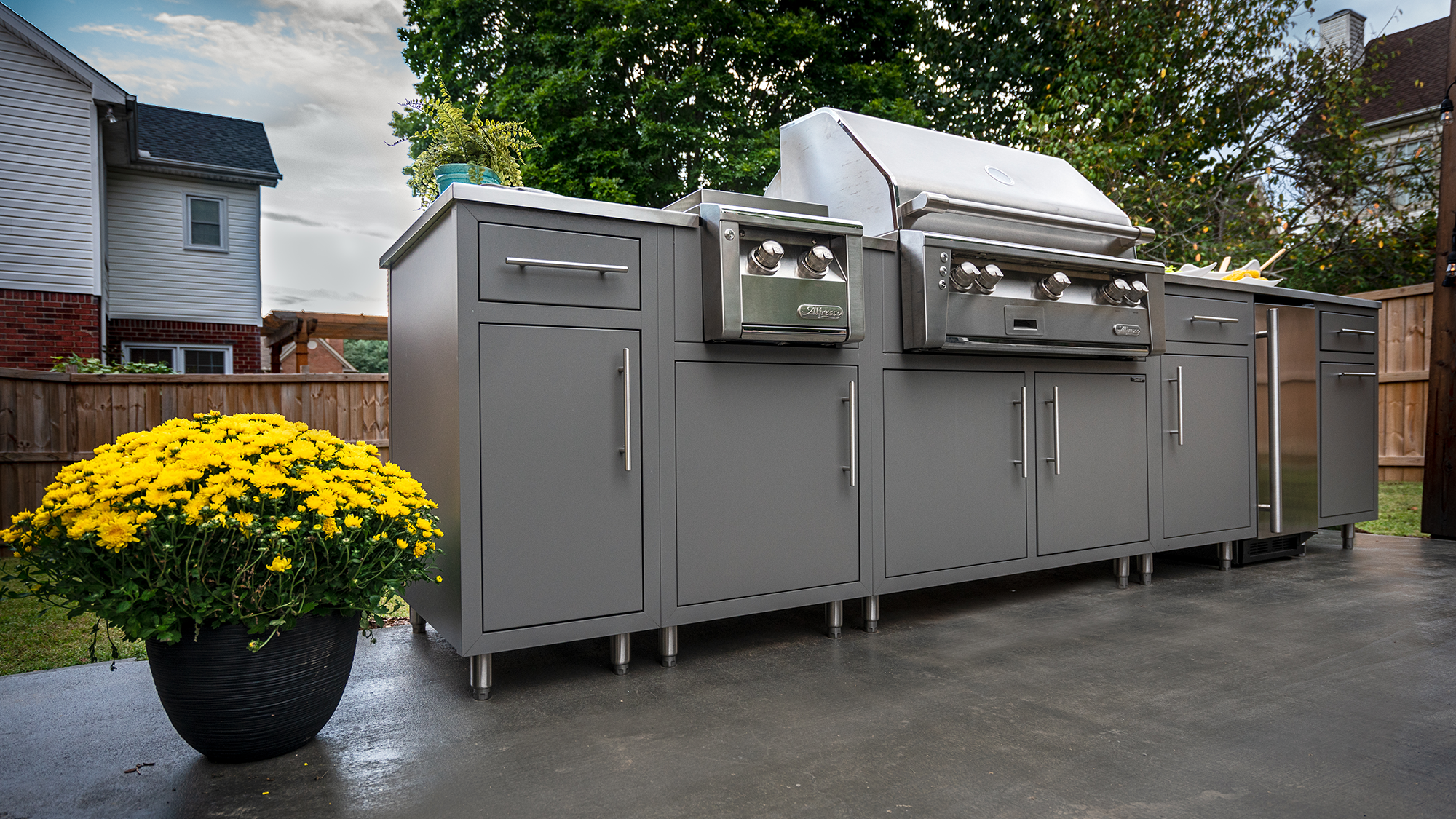 Aluminum Outdoor Kitchen Cabinets: Solve Northeast Dilemmas