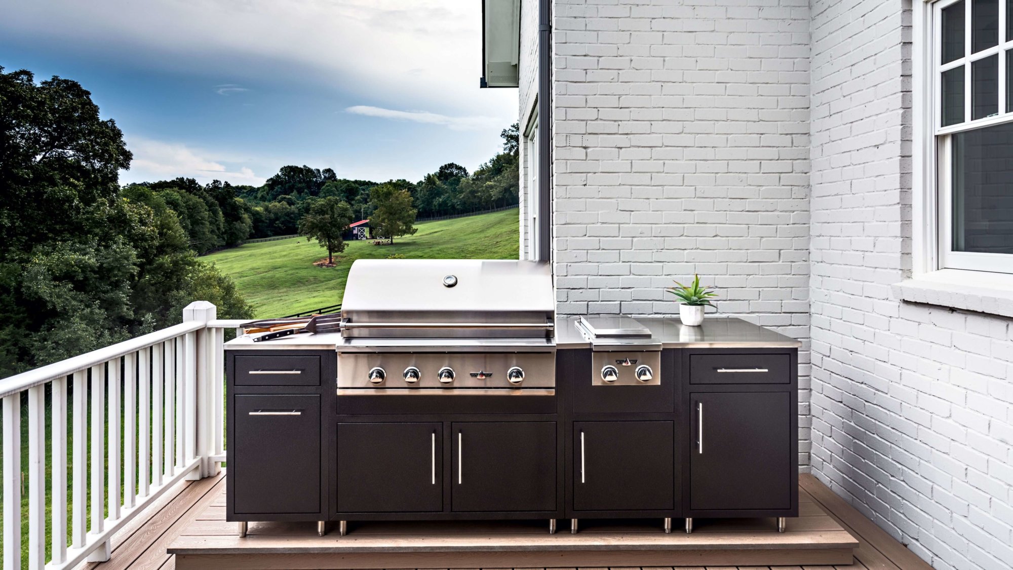 Challenger aluminum outdoor kitchen design on deck