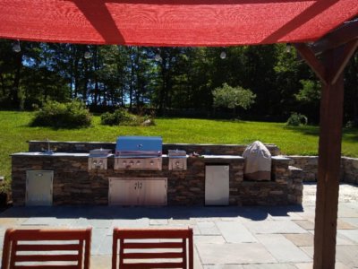 Stone outdoor Kitchen