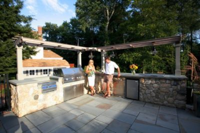 outdoor kitchen building